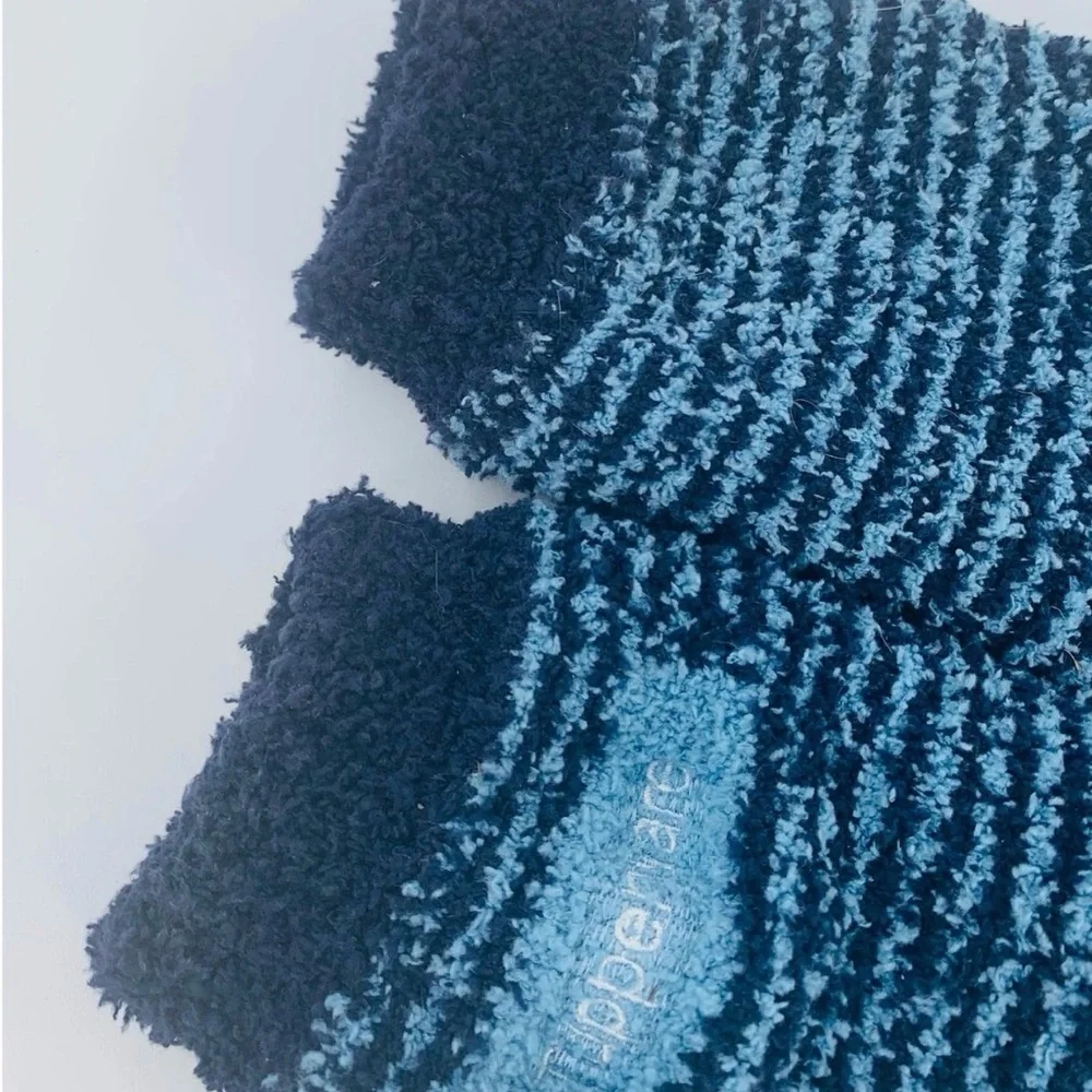 Tupperware new socks